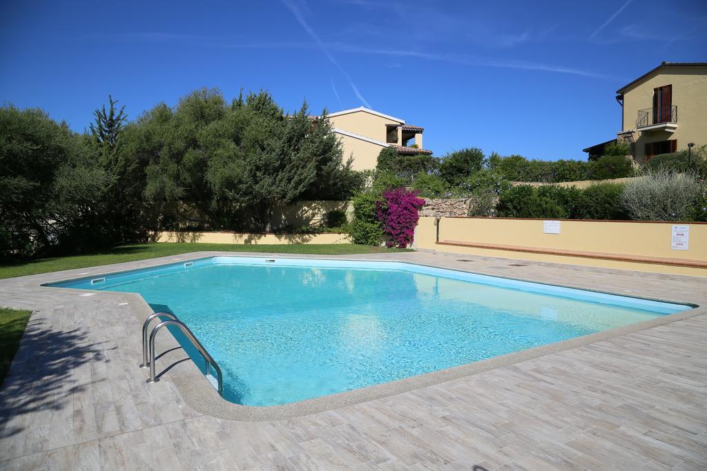 Delia Apartments San Teodoro  Exterior photo
